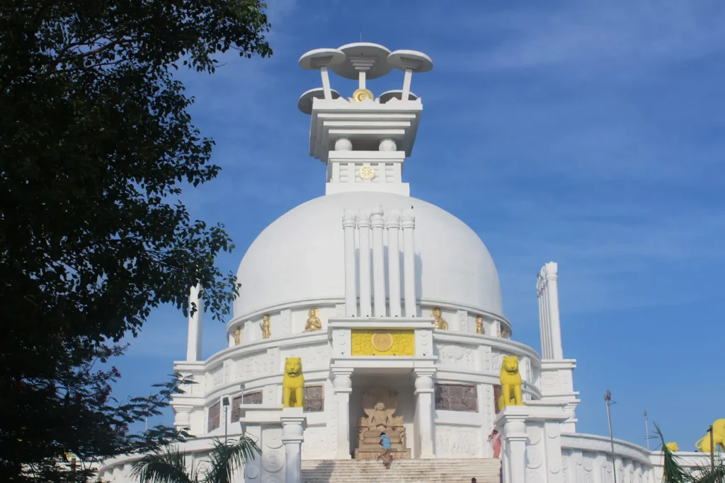 Shanti Stupa (image courtesy – wikipedia)
