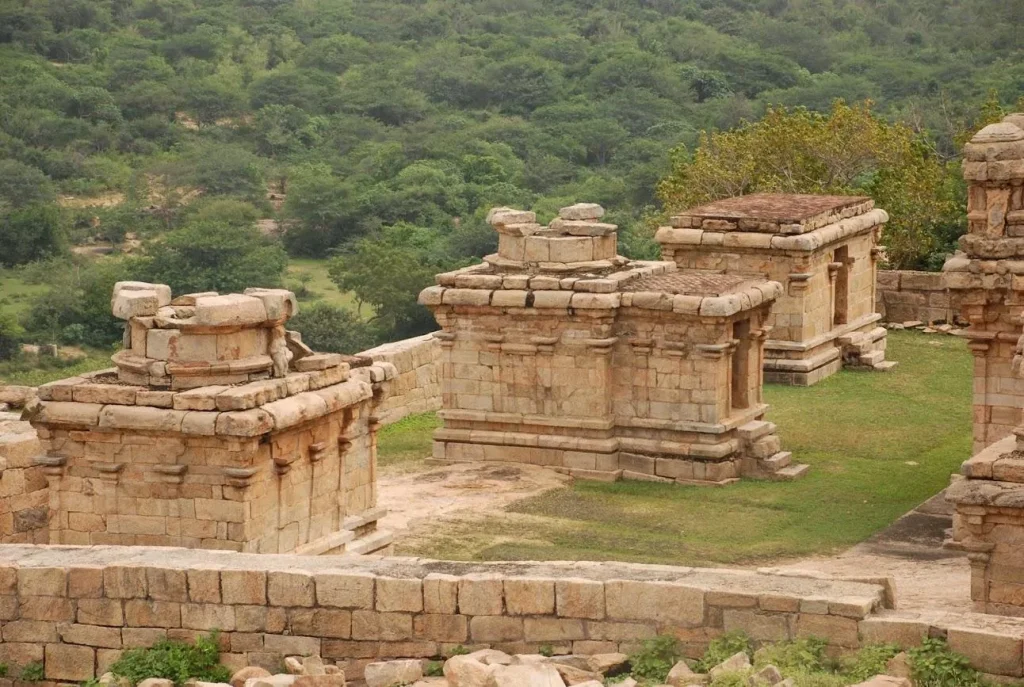 Subsidiary shrines